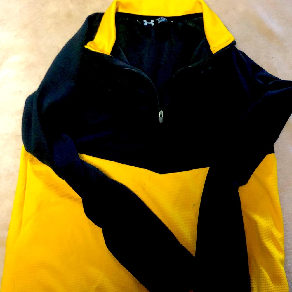 Under Armour boys XL 1/2 zip